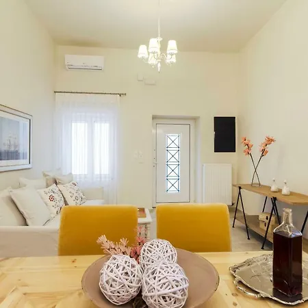 Leny's Seaside House Holiday home *